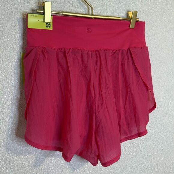 NWT- All in Motion- Shorts High Rise 2 in 1 Layered Run- Berry Pink- Size Medium - Picture 10 of 11